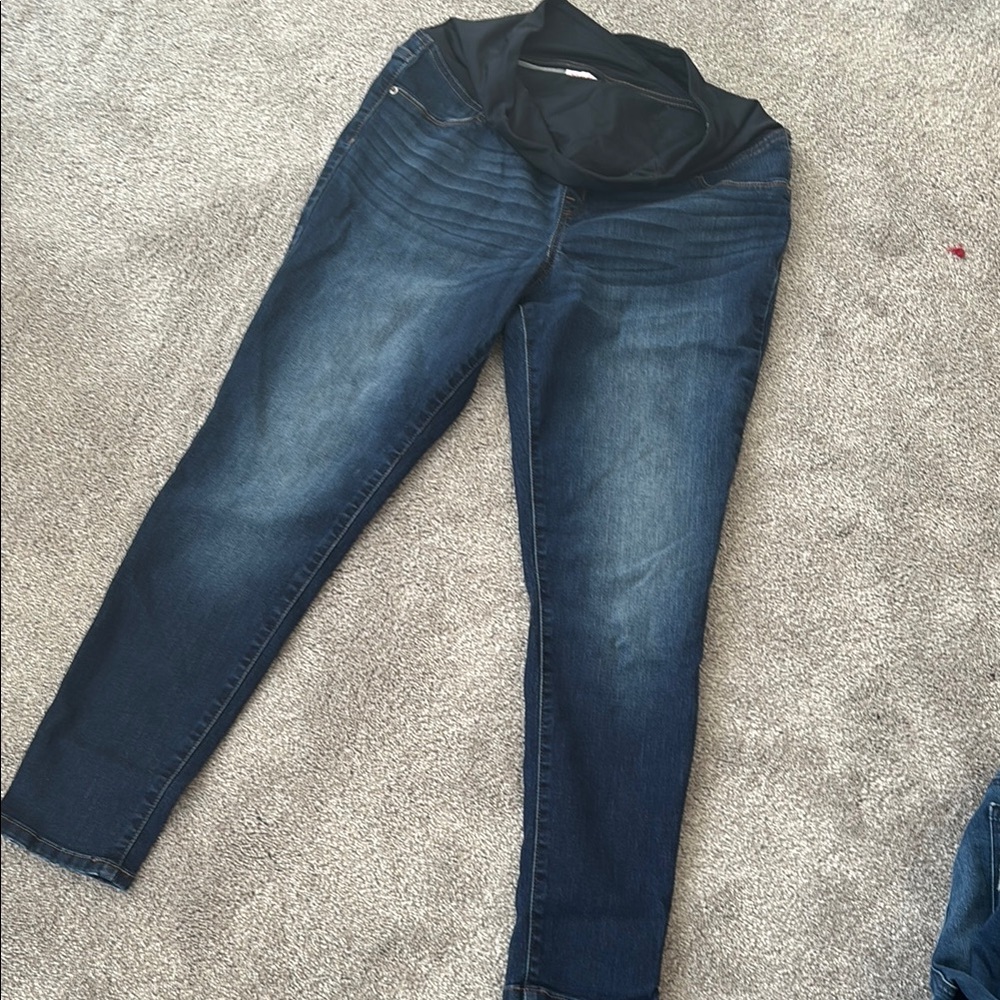Maternity skinny dark jeans